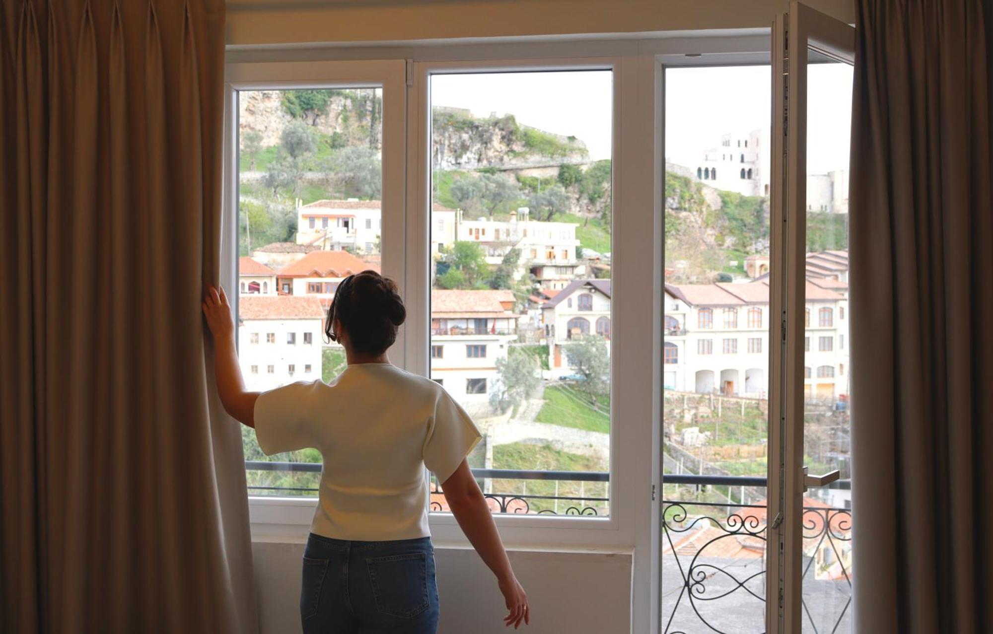 Pisha Panoramic Rooms Krujë Esterno foto